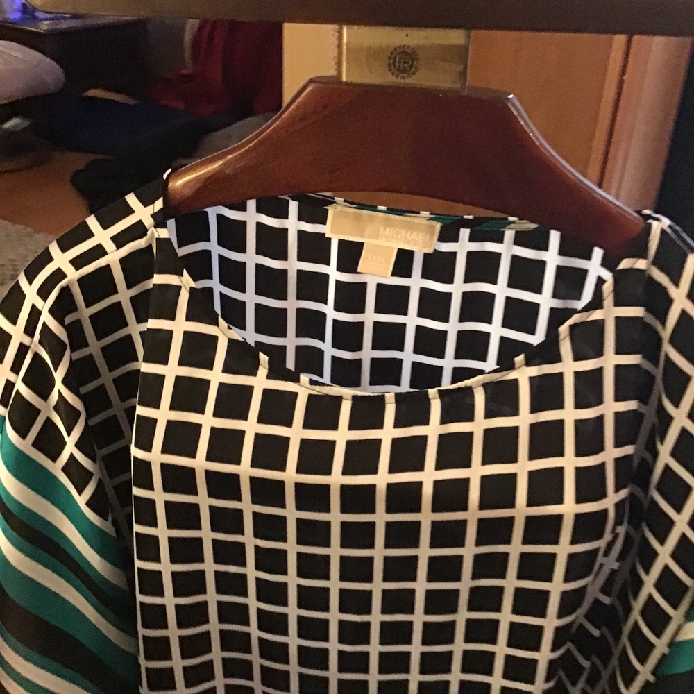 Ladies Michael Kors top